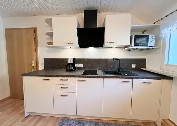 Haus Baechle アパート